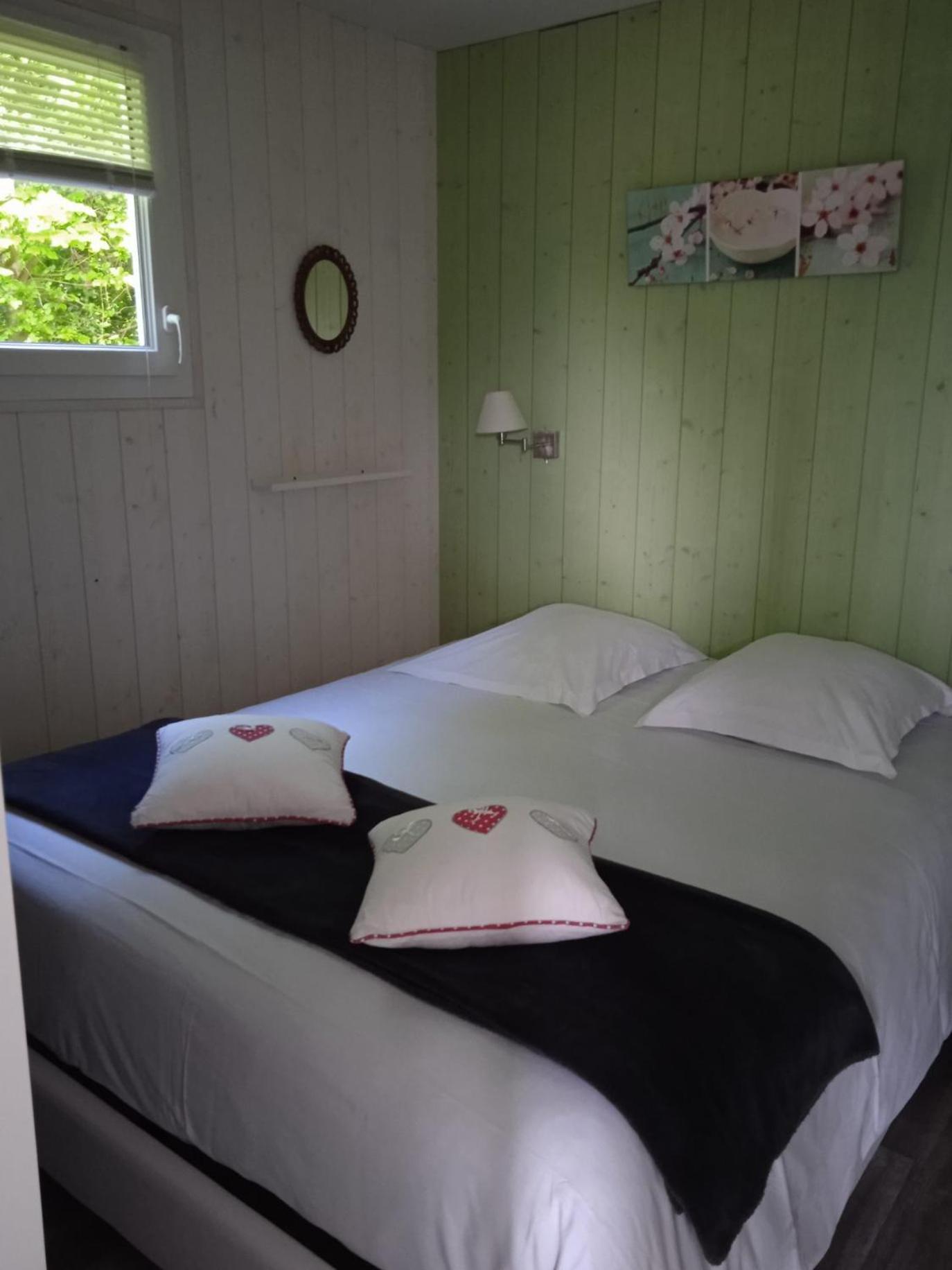 Les Cabanes Du Lac Vandré 外观 照片
